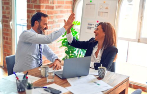 大美圣象 雙喜臨門，再獲“最佳雇主品牌”獎，董事長陳建軍榮獲年度最具社會責(zé)任企業(yè)家稱號